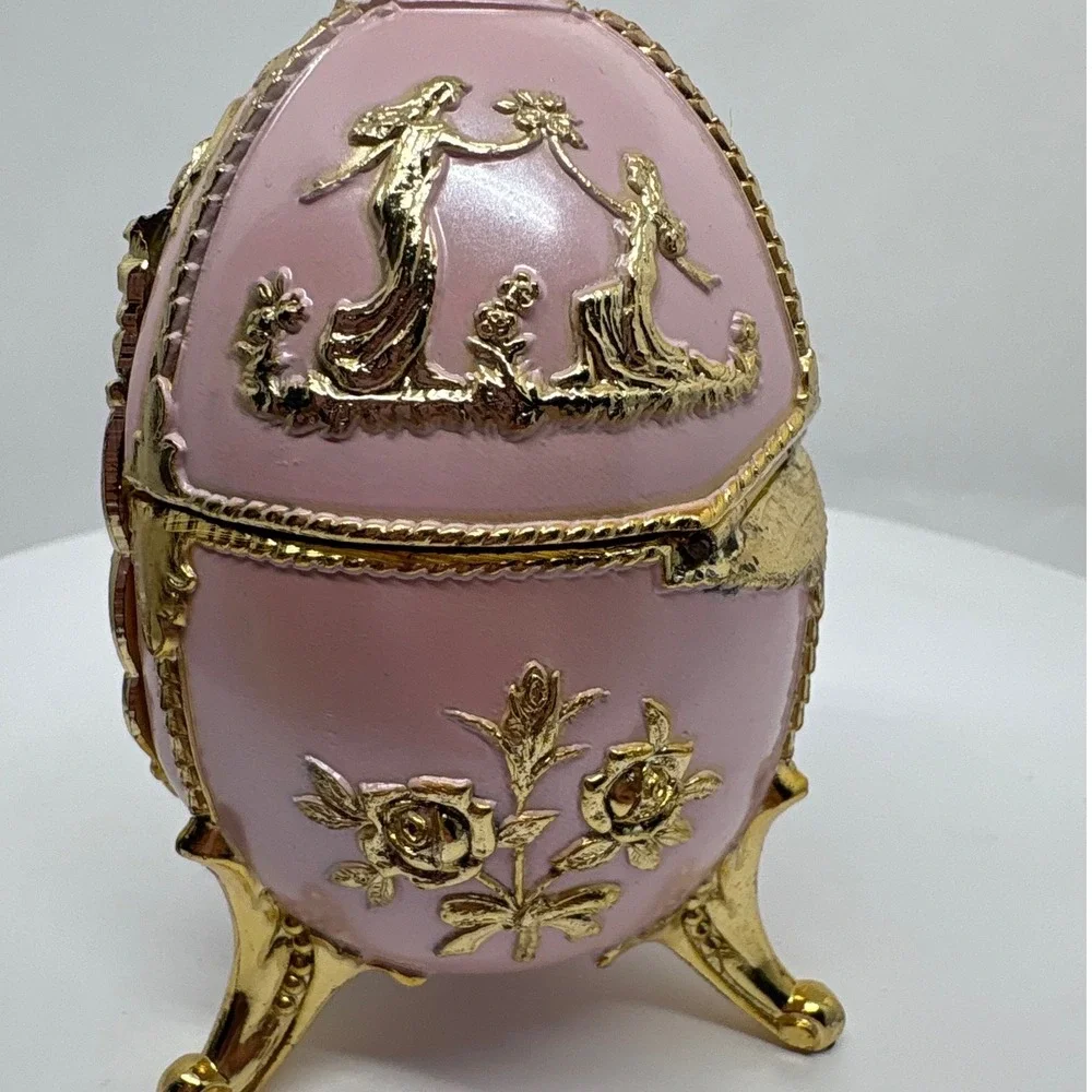 Ornate Pink Egg Picture Frame Trinket Box Goldtone Ornate Rococo Music Box Japan